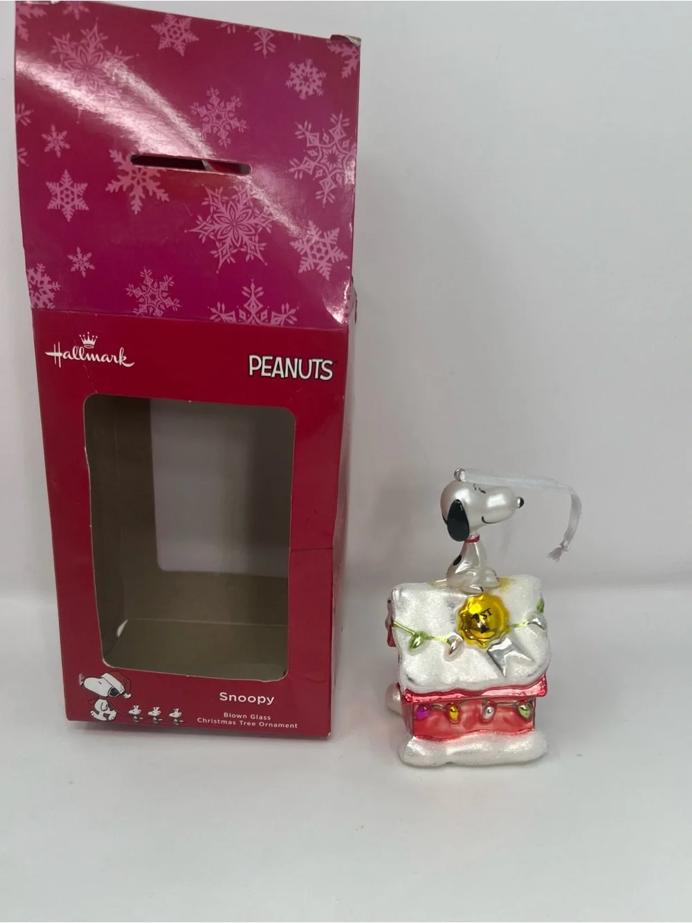 Hallmark beautiful peanuts
